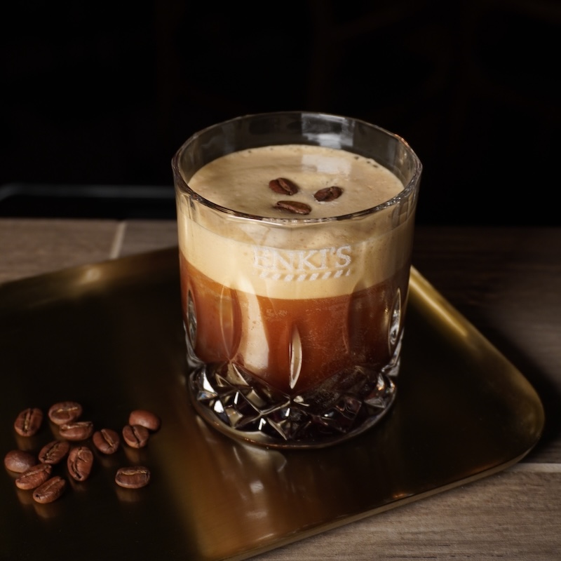 Enkis Barberia Cocteleria 